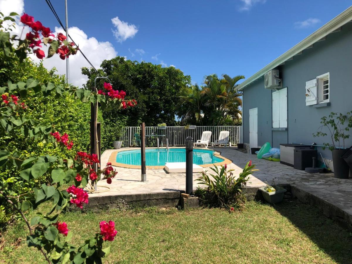 T2 A Convenance Apartment Baie-Mahault Exterior photo